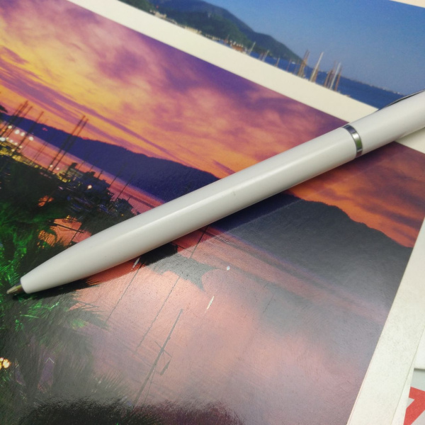 Ручка металлическая Palina, синие чернила / Классический дизайн